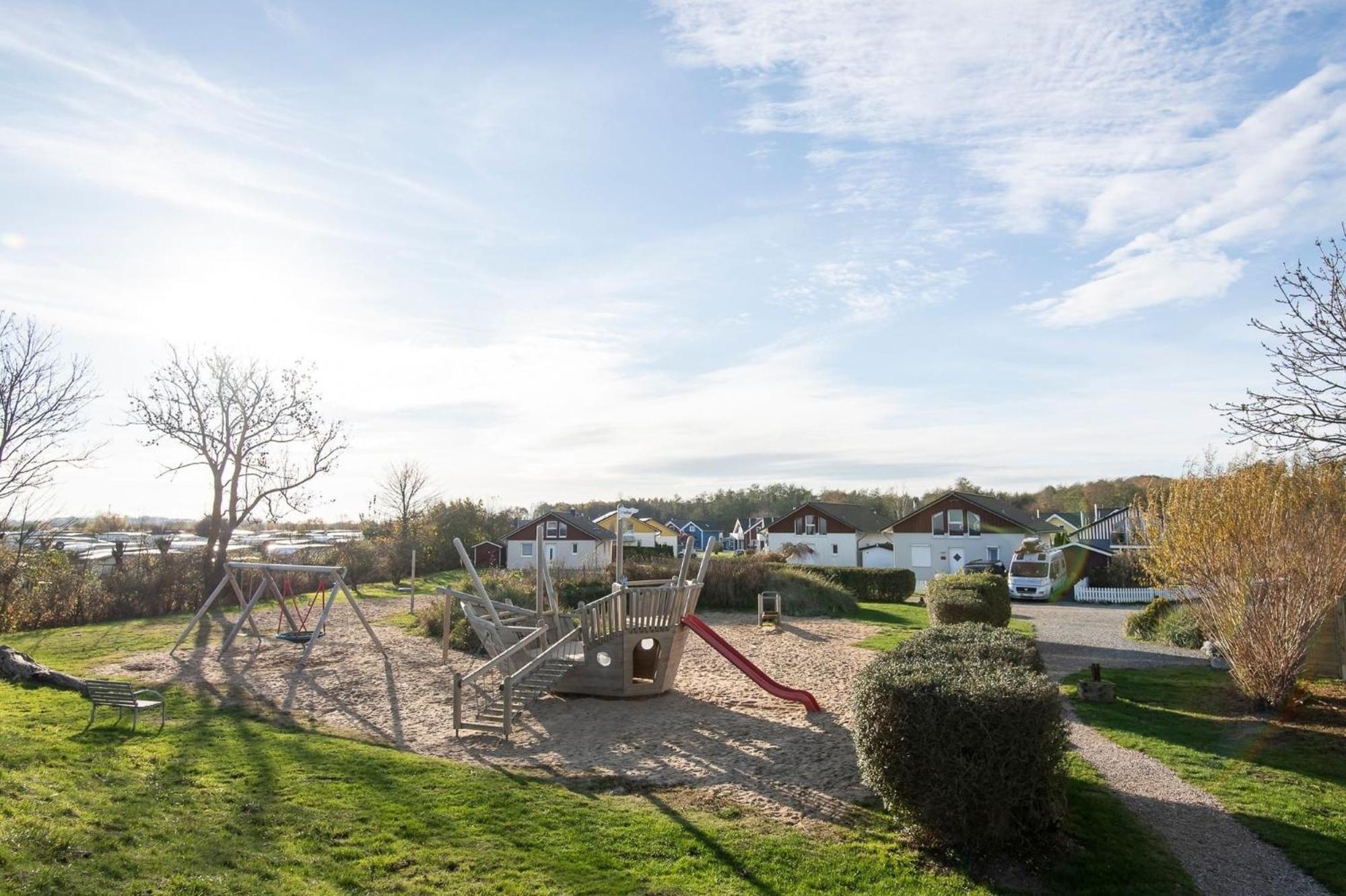 Seepark Suessau Ferienhaus Seerose 3 Eksteriør billede